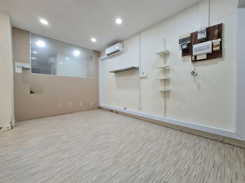 107 Jalan Bukit Merah, 107 Jalan Bukit Merah, 1,195 sqft, Shop / Shophouse For Sale, by Jeffrey Zeus, 24855716 - CommercialGuru.com.sg