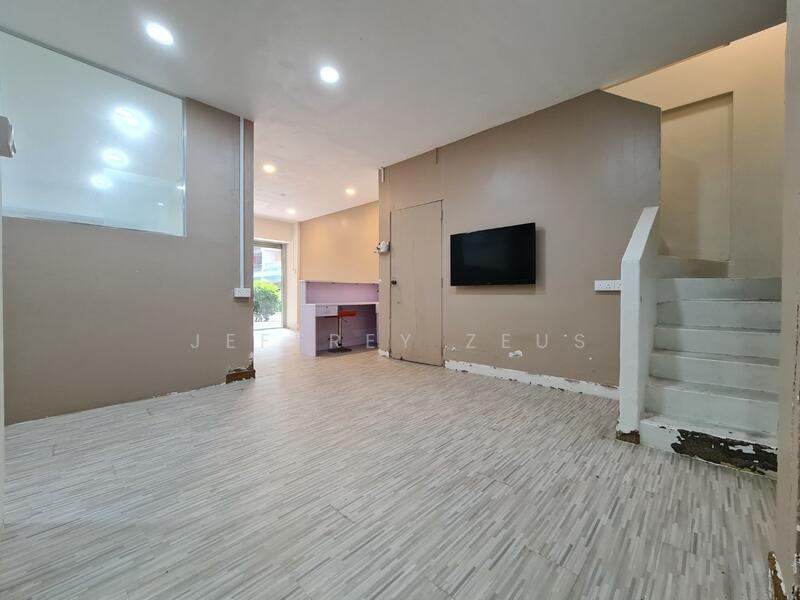 107 Jalan Bukit Merah, 107 Jalan Bukit Merah, 1,195 sqft, Shop / Shophouse For Sale, by Jeffrey Zeus, 24855716 - CommercialGuru.com.sg