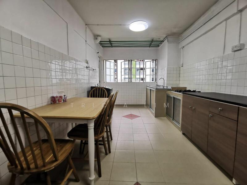 212 Ang Mo Kio Avenue 3, 212 Ang Mo Kio Avenue 3, 2 Bedrooms, 721 sqft, HDB Flat For Rent, by Tricia Lim, 24856623 - PropertyGuru.com.sg