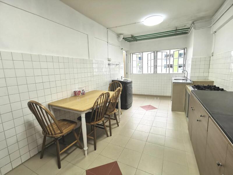 212 Ang Mo Kio Avenue 3, 212 Ang Mo Kio Avenue 3, 2 Bedrooms, 721 sqft, HDB Flat For Rent, by Tricia Lim, 24856623 - PropertyGuru.com.sg