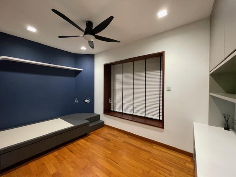 Common Bedroom 1 with bay window seats.
