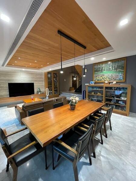 Living Room/Dining Room.