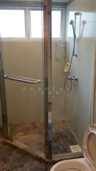 Sommerville Grandeur, 7 Farrer Drive, 3 Bedrooms, 1,830 sqft, Condominium For Rent, by Dorothy Chua, 24857650 - Shared bathroom photo 2 - PropertyGuru.com.sg