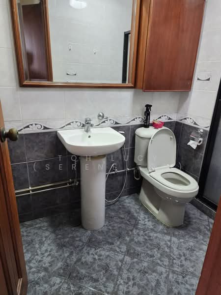Spring Grove, 53 Grange Road, Tanglin / Holland / Bukit Timah, 2 Bedrooms, 1,012 sqft, Condominium For Rent, by Toh Lucy (Serene Toh), 24858584 - PropertyGuru.com.sg
