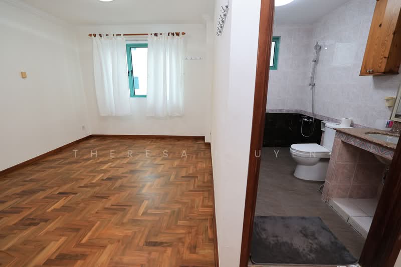 Balmy Court, 6 Lorong 27A Geylang, Studio, 775 sqft, Condominium For Rent, by Theresa Nguyen, 24858587 - master bedroom and master bath - PropertyGuru.com.sg