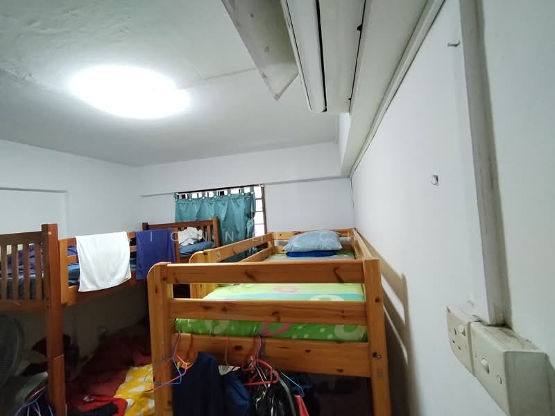 240 Bukit Batok East Avenue 5, 240 Bukit Batok East Avenue 5, Room Rental, 120 sqft, HDB Flat For Rent, by Lionnel Chng, 24858751 - PropertyGuru.com.sg