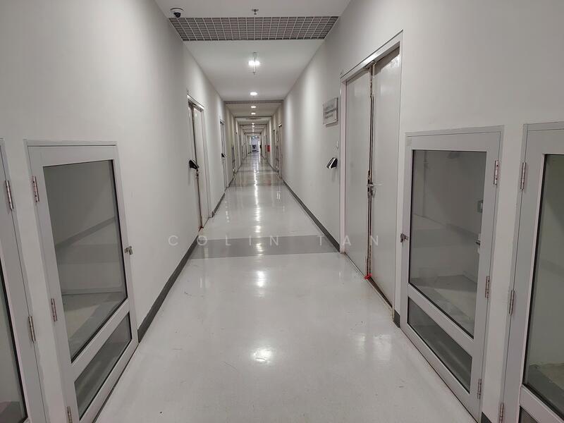 Pioneer Junction, 3 Soon Lee Street, 1,066 sqft, Factory / Workshop (B2) For Sale, by Colin Tan, 24859975 - Pioneer Junction (Air-Conditioned Common Corridor) - CommercialGuru.com.sg