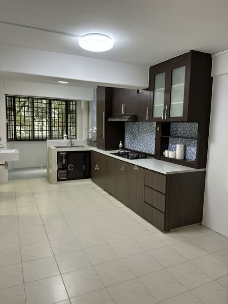63 Marine Drive, 63 Marine Drive, 3 Bedrooms, 936 sqft, HDB Flat For Rent, by Lucia Jacky, 24860016 - PropertyGuru.com.sg