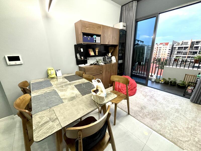 For Rent - Rezi 24