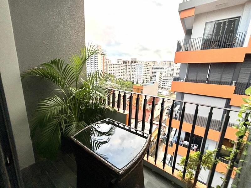 For Rent - Rezi 24