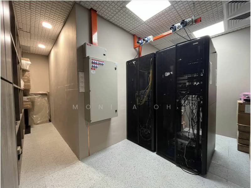 Bugis Junction Towers, 230 Victoria Street, 3,713 sqft, Office For Rent, by Monica Oh, 24861563 - CommercialGuru.com.sg