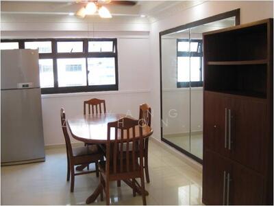 For Rent - 305 Ang Mo Kio Avenue 1