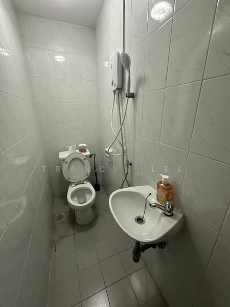 Parc Oasis, 41 Jurong East Avenue 1, Room Rental, 100 sqft, Condominium For Rent, by Francis Lee, 24863237 - PropertyGuru.com.sg