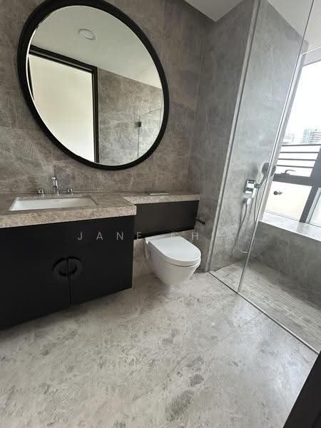 Centennia Suites, 100 Kim Seng Road, Orchard / River Valley, 3 Bedrooms, 1,755 sqft, Condominium For Rent, by Jane Chia, 24864941 - Bathroom - PropertyGuru.com.sg