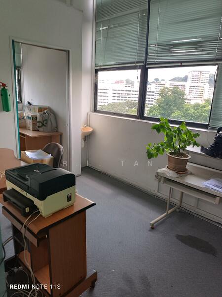 Henderson Building, 221 Henderson Road, 1,851 sqft, Light Industrial (B1) For Sale, by B.L. Tan, 24865357 - CommercialGuru.com.sg