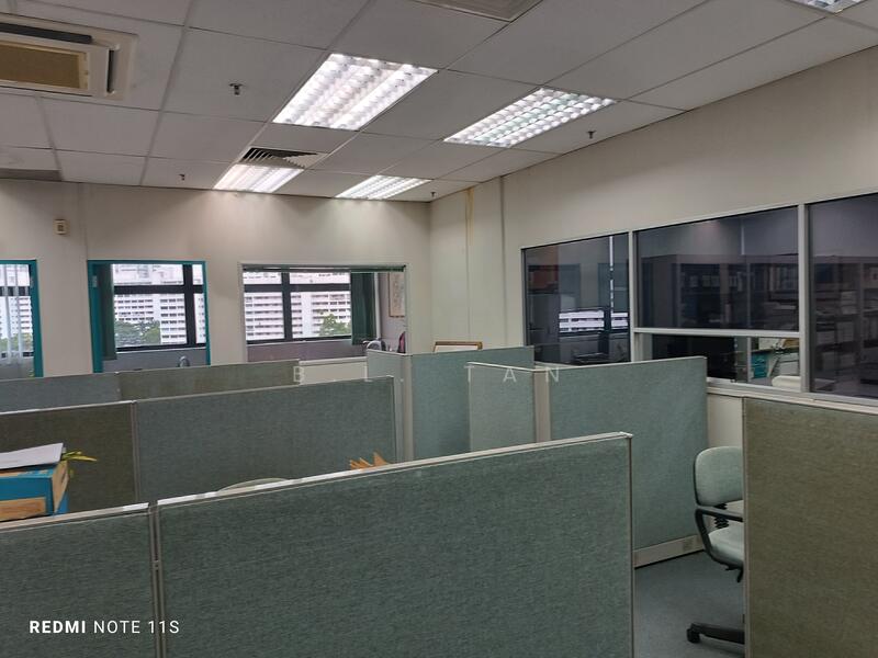Henderson Building, 221 Henderson Road, 1,851 sqft, Light Industrial (B1) For Sale, by B.L. Tan, 24865357 - CommercialGuru.com.sg