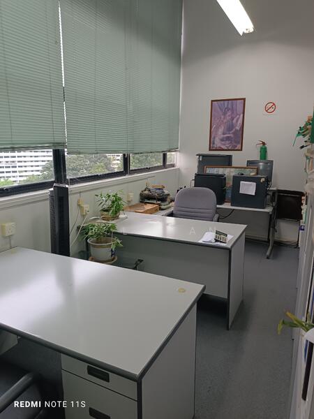 Henderson Building, 221 Henderson Road, 1,851 sqft, Light Industrial (B1) For Sale, by B.L. Tan, 24865357 - CommercialGuru.com.sg