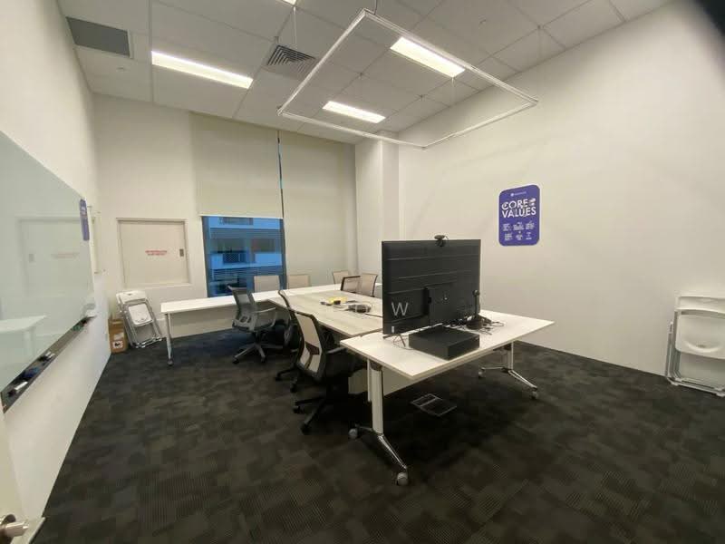 Fitted office with board room/ open workstations / pantry @ 7 mins walk to mrt, Toa Payoh north, Harbourfront / Telok Blangah, 7,000 sqft, Light Industrial (B1) For Rent, by Leow Kok Wee, 24865593 - Interior - CommercialGuru.com.sg