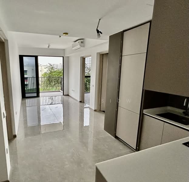 Sengkang Grand Residences, 76 Compassvale Bow, 2 Bedrooms, 624 sqft, Condominium For Sale, by Perry Siow, 24866245 - PropertyGuru.com.sg