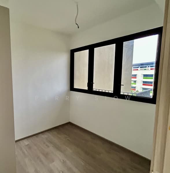 Sengkang Grand Residences, 76 Compassvale Bow, 2 Bedrooms, 624 sqft, Condominium For Sale, by Perry Siow, 24866245 - PropertyGuru.com.sg