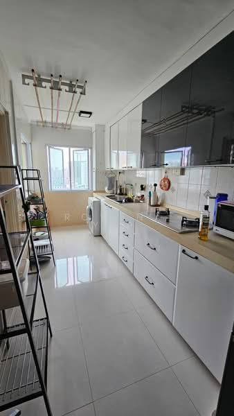 16 Jalan Tenteram, 16 Jalan Tenteram, 1 Bedroom, 650 sqft, HDB Flat For Rent, by Rowena Yap, 24866320 - PropertyGuru.com.sg