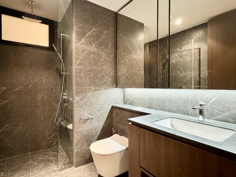 Kopar At Newton, 6 Makeway Avenue, 3 Bedrooms, 1,055 sqft, Condominium For Sale, by Jasmine Tan, 24866500 - Master Bathroom - PropertyGuru.com.sg