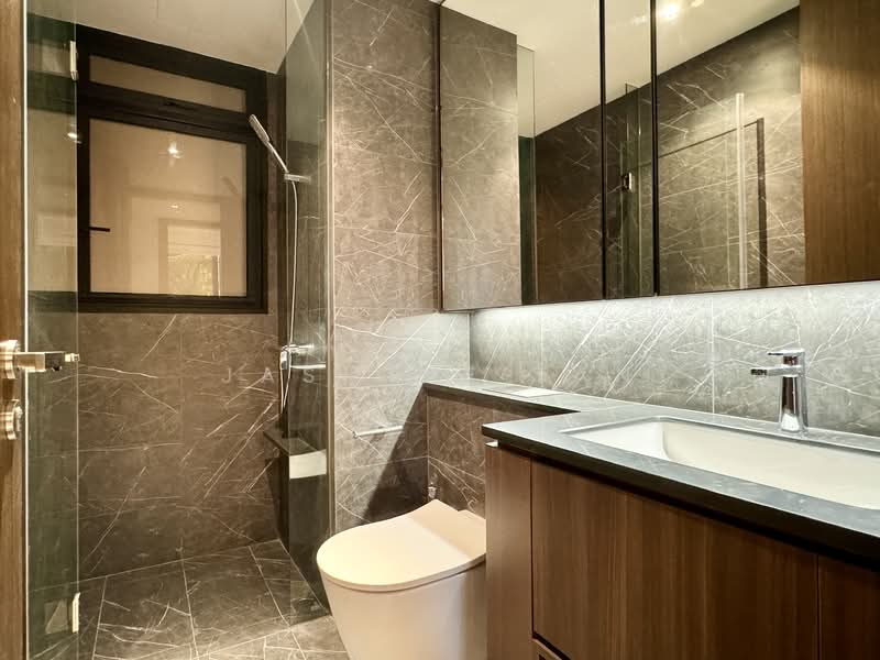 Kopar At Newton, 6 Makeway Avenue, 3 Bedrooms, 1,055 sqft, Condominium For Sale, by Jasmine Tan, 24866500 - Common Bathroom - PropertyGuru.com.sg