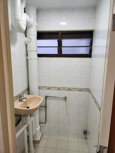 6 Ghim Moh Road, 6 Ghim Moh Road, Tanglin / Holland / Bukit Timah, 2 Bedrooms, 700 sqft, HDB Flat For Rent, by Webster Wu, 24866516 - PropertyGuru.com.sg