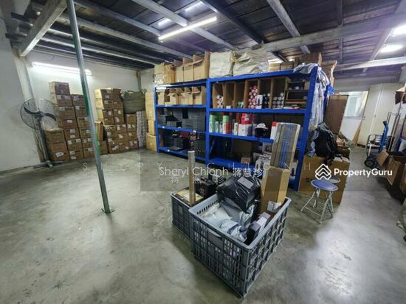 Pioneer Point, 5 Soon Lee Street, 969 sqft, Factory / Workshop (B2) For Sale, by Sheryl Chionh 蒋慧珍, 24867487 - Pioneer Point (Interior of Unit) - CommercialGuru.com.sg