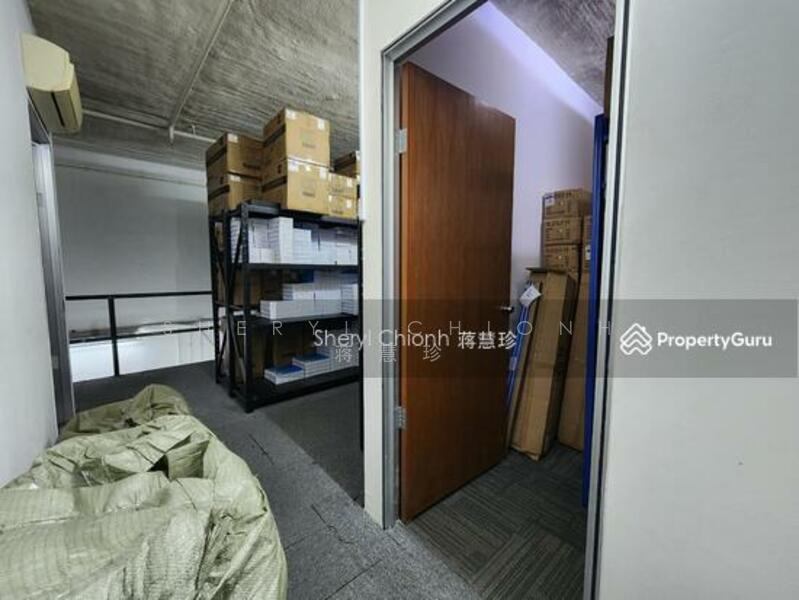 Pioneer Point, 5 Soon Lee Street, 969 sqft, Factory / Workshop (B2) For Sale, by Sheryl Chionh 蒋慧珍, 24867487 - Pioneer Point (Interior of Unit) - CommercialGuru.com.sg