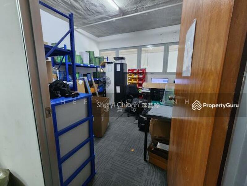Pioneer Point, 5 Soon Lee Street, 969 sqft, Factory / Workshop (B2) For Sale, by Sheryl Chionh 蒋慧珍, 24867487 - Pioneer Point (Interior of Unit) - CommercialGuru.com.sg
