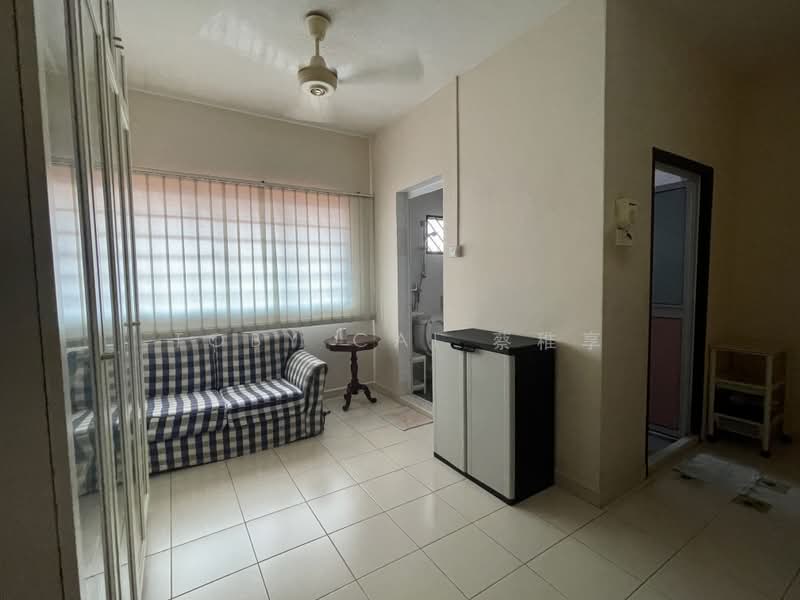 Thomson Garden Estate, Jalan Pintau, Room Rental, 200 sqft, Corner Terrace For Rent, by Toby Cai 蔡稚享, 24868466 - common area - PropertyGuru.com.sg