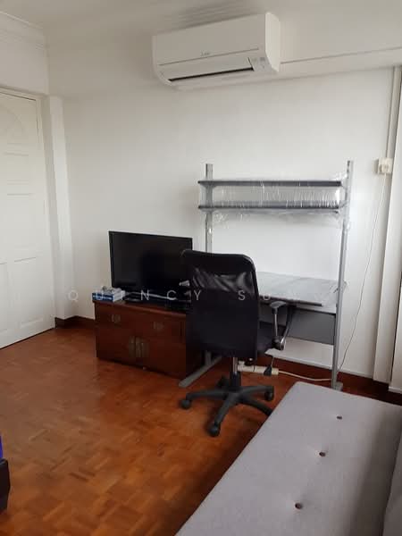 108 Spottiswoode Park Road, 108 Spottiswoode Park Road, Chinatown / Tanjong Pagar, Room Rental, 303 sqft, HDB Flat For Rent, by Quincy Sung, 24869619 - PropertyGuru.com.sg