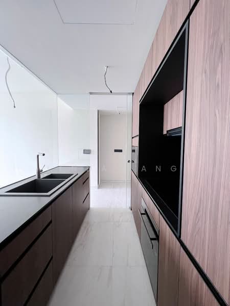 Coastline Residences, 7 Amber Road, 3 Bedrooms, 1,109 sqft, Condominium For Rent, by Linda Yang, 24869690 - PropertyGuru.com.sg