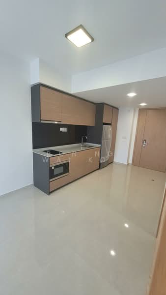 Midwood, 8 Hillview Rise, 1 Bedroom, 484 sqft, Condominium For Rent, by Ron Ng Wai Kok, 24870351 - PropertyGuru.com.sg