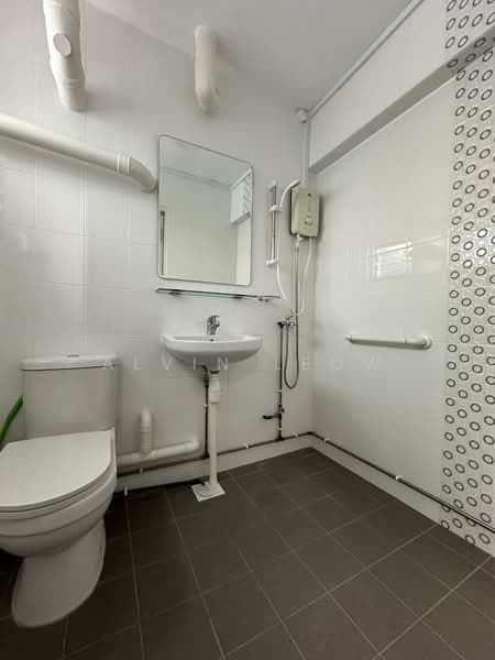 270 Tampines Street 21, 270 Tampines Street 21, 2 Bedrooms, 807 sqft, HDB Flat For Rent, by Alvin Leow, 24870402 - PropertyGuru.com.sg