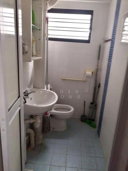 843 Woodlands Street 82, 843 Woodlands Street 82, Admiralty / Woodlands, Room Rental, 100 sqft, HDB Flat For Rent, by Aiden Chong, 24872595 - Bathroom - PropertyGuru.com.sg