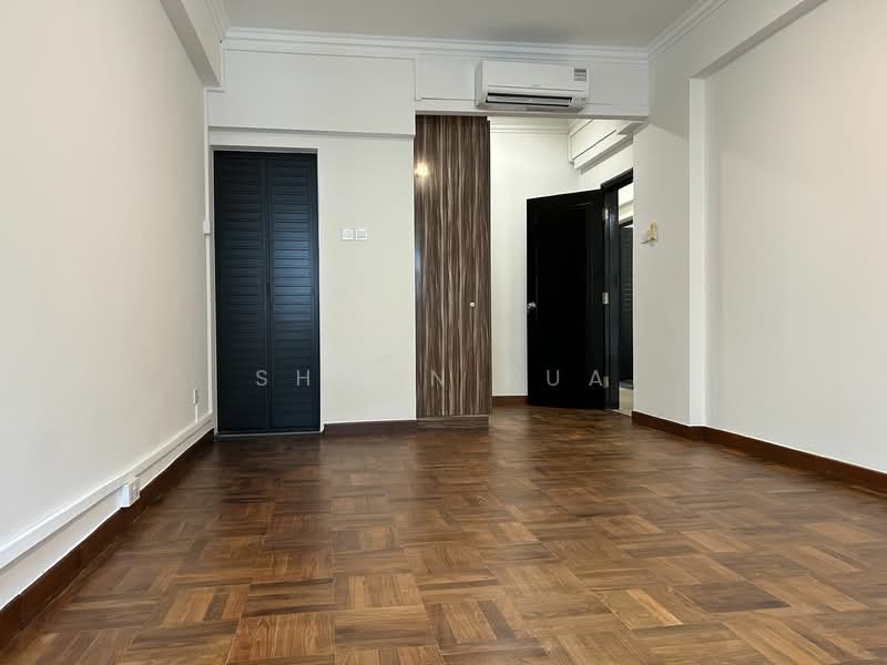 28 Balmoral park photo 2