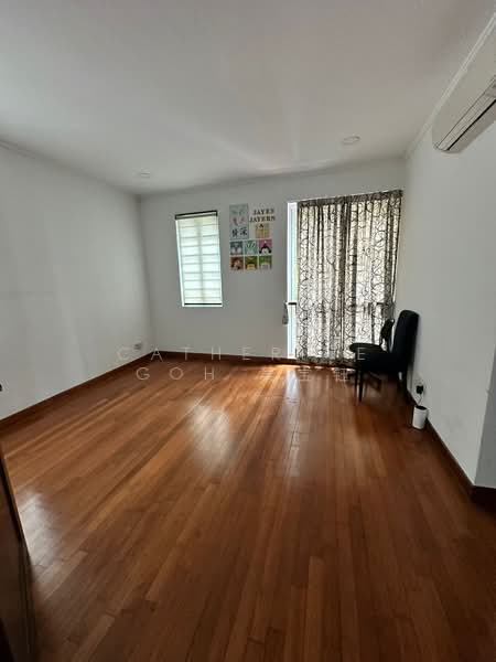Mera Terrace, Seagull Walk, 4 Bedrooms, 3,200 sqft, Corner Terrace For Rent, by Catherine Goh, 24878556 - PropertyGuru.com.sg