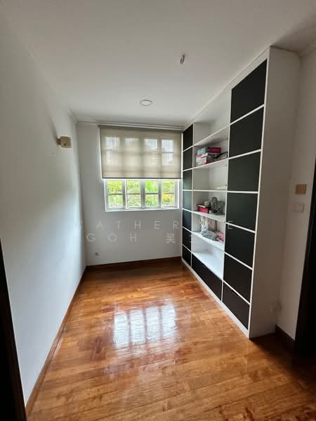 Mera Terrace, Seagull Walk, 4 Bedrooms, 3,200 sqft, Corner Terrace For Rent, by Catherine Goh, 24878556 - PropertyGuru.com.sg
