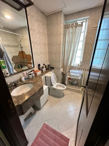 Mera Terrace, Seagull Walk, 4 Bedrooms, 3,200 sqft, Corner Terrace For Rent, by Catherine Goh, 24878556 - PropertyGuru.com.sg
