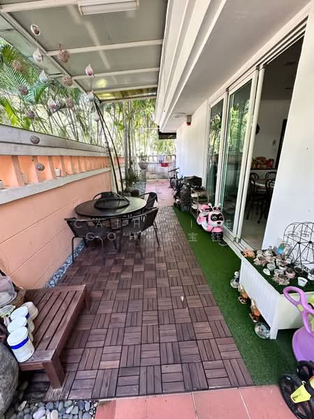 Mera Terrace, Seagull Walk, 4 Bedrooms, 3,200 sqft, Corner Terrace For Rent, by Catherine Goh, 24878556 - PropertyGuru.com.sg