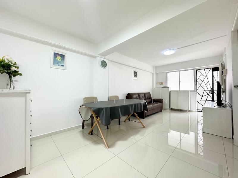 For Rent - 21 Dover Crescent