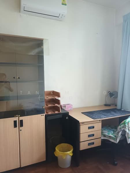 Parc Oasis, 43 Jurong East Avenue 1, Room Rental, 200 sqft, Condominium For Rent, by Simon Tan, 24879341 - PropertyGuru.com.sg