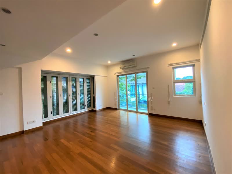 3 Lovely Detached Homes available -See all 3, Hassle- Free, Cotswold Close, 7 Bedrooms, 5,700 sqft, Detached House For Rent, by Amy Chew, 24879454 - PropertyGuru.com.sg