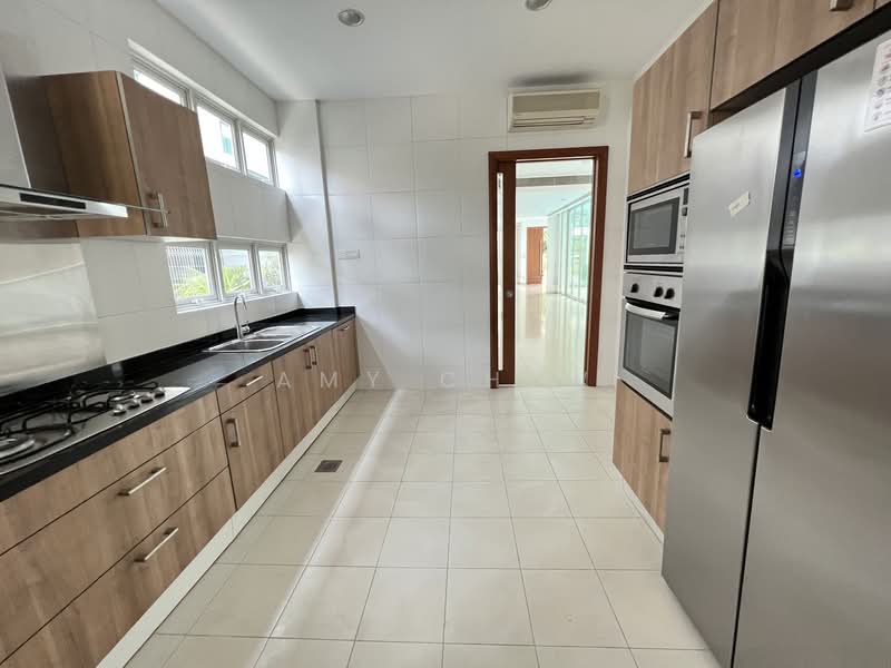 3 Lovely Detached Homes available -See all 3, Hassle- Free, Cotswold Close, 7 Bedrooms, 5,700 sqft, Detached House For Rent, by Amy Chew, 24879454 - PropertyGuru.com.sg