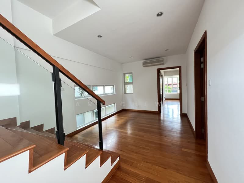 3 Lovely Detached Homes available -See all 3, Hassle- Free, Cotswold Close, 7 Bedrooms, 5,700 sqft, Detached House For Rent, by Amy Chew, 24879454 - PropertyGuru.com.sg