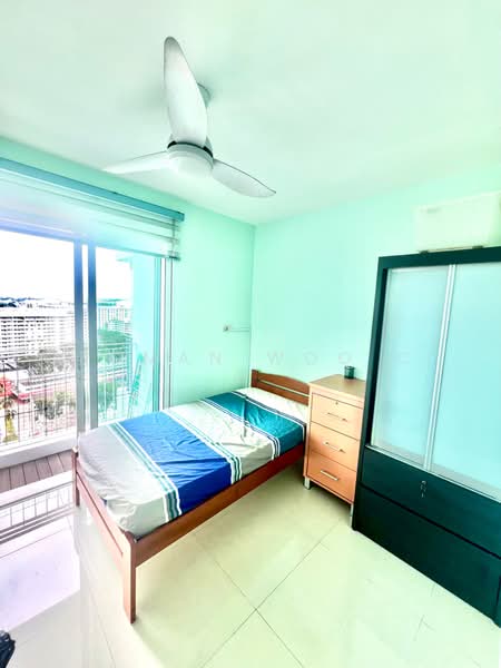 588C Ang Mo Kio Street 52, 588C Ang Mo Kio Street 52, Room Rental, 100 sqft, HDB Flat For Rent, by Roman Woo C P, 24880406 - PropertyGuru.com.sg