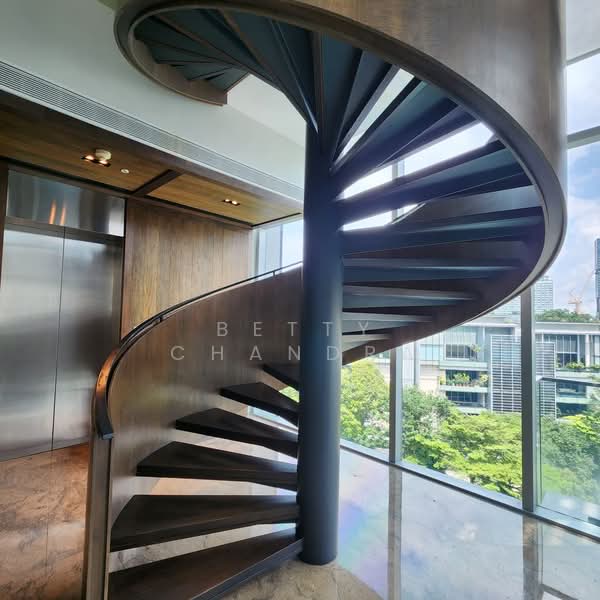 Nassim Park Residences, 21 Nassim Road, 4 Bedrooms, 6,867 sqft, Condominium For Sale, by Betty Chandra, 24884158 - Stunning spiral stairacse  - PropertyGuru.com.sg