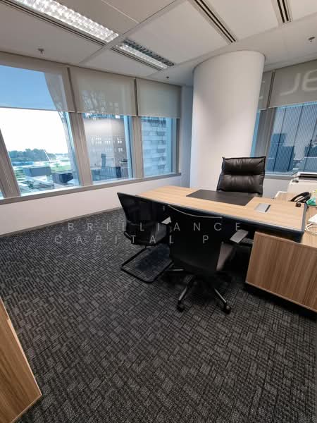 SGX Centre II, 4 SHENTON WAY, Boat Quay / Raffles Place / Marina, 2,432 sqft, Office For Rent, by MJ ZHUO, 24884225 - CommercialGuru.com.sg